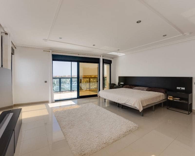 3 camera da letto Attico in vendita in La Veleta con piscina garage - 830.000 € (Rif: 10118481)