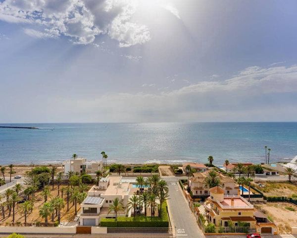 3 sovrum Takvåning till salu i La Veleta, Torrevieja med pool garage - 830 000 € (Ref: 10118481)
