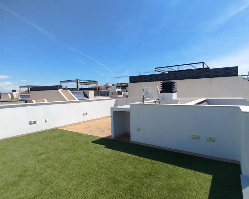3 soveværelse Villa til salg i Benijofar med swimmingpool garage - € 380.000 (Ref: 10124679)