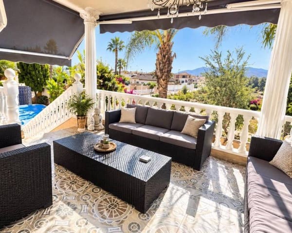 4 quarto Moradia para venda em Benferri com piscina - 467 000 € (Ref: 10124680)