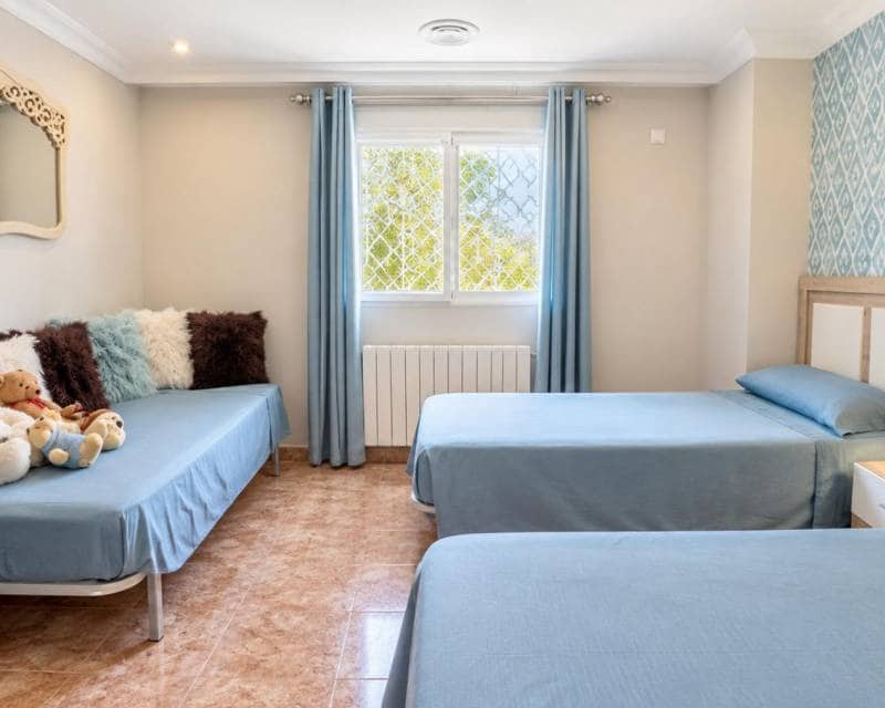 4 quarto Moradia para venda em Benferri com piscina - 467 000 € (Ref: 10124680)