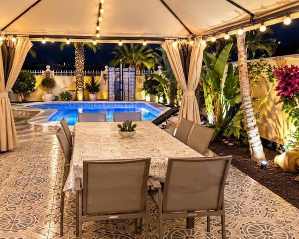 4 quarto Moradia para venda em Benferri com piscina - 467 000 € (Ref: 10124680)