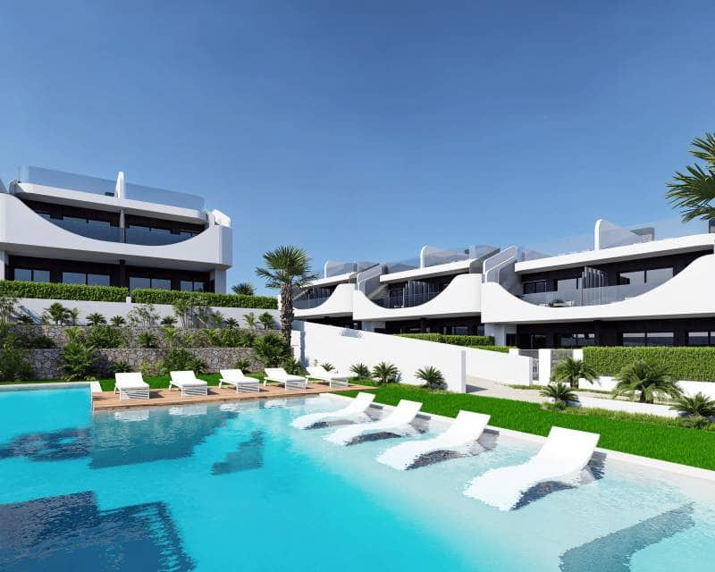 2 soveværelse Bungalow til salg i San Miguel de Salinas med swimmingpool - € 280.000 (Ref: 10124840)