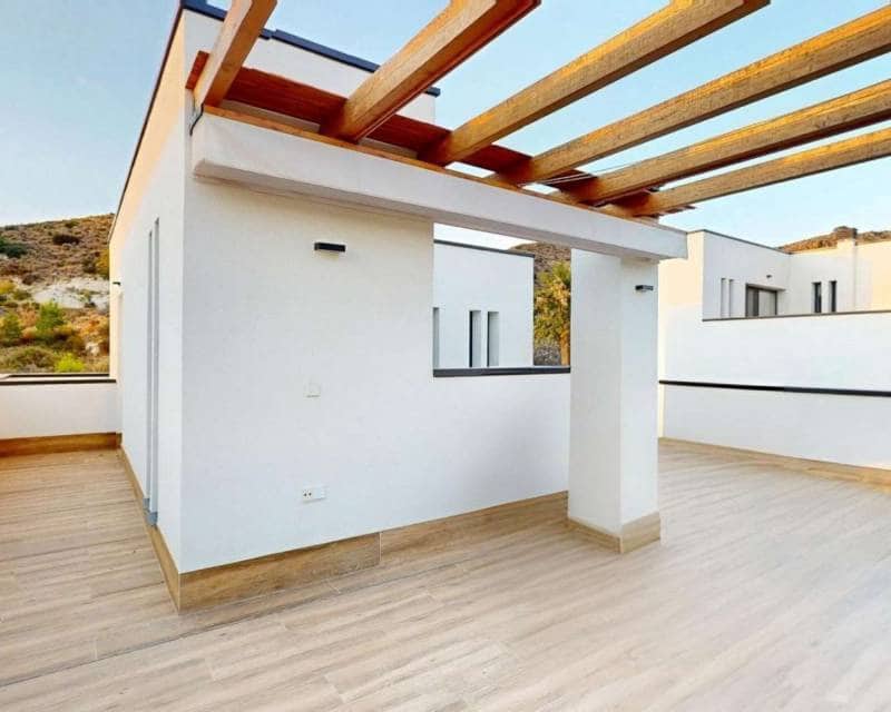 Chalet de 3 habitaciones en Monforte del Cid en venta con piscina garaje - 795.000 € (Ref: 10130211)