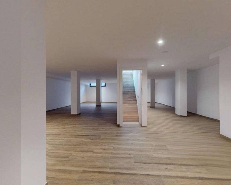 3 soverom Villa til salgs i Monforte del Cid med svømmebasseng garasje - € 795 000 (Ref: 10130212)