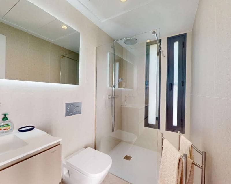 3 soverom Villa til salgs i Monforte del Cid med svømmebasseng garasje - € 795 000 (Ref: 10130212)