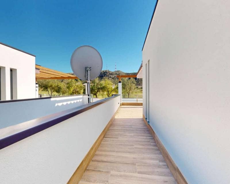 3 soverom Villa til salgs i Monforte del Cid med svømmebasseng garasje - € 795 000 (Ref: 10130212)