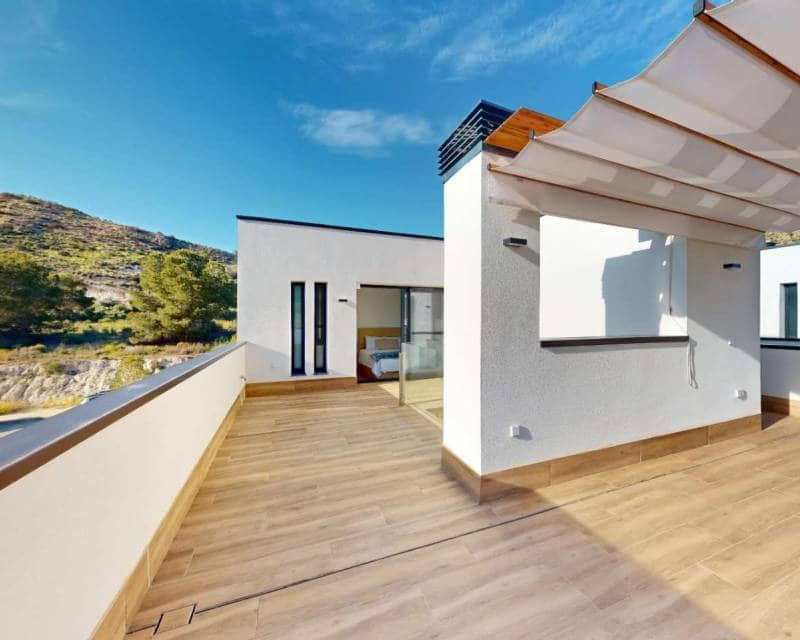 3 soverom Villa til salgs i Monforte del Cid med svømmebasseng garasje - € 795 000 (Ref: 10130212)