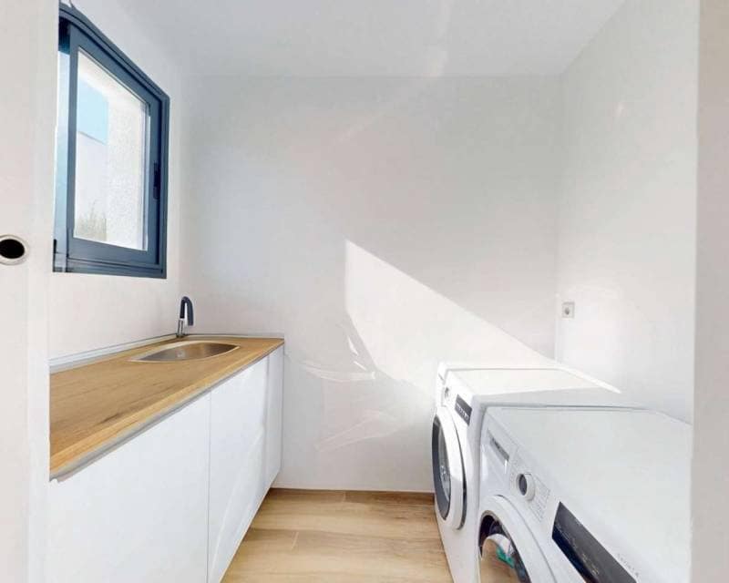 3 soverom Villa til salgs i Monforte del Cid med svømmebasseng garasje - € 795 000 (Ref: 10130212)