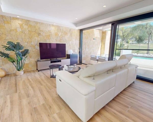 3 soverom Villa til salgs i Monforte del Cid med svømmebasseng garasje - € 795 000 (Ref: 10130212)