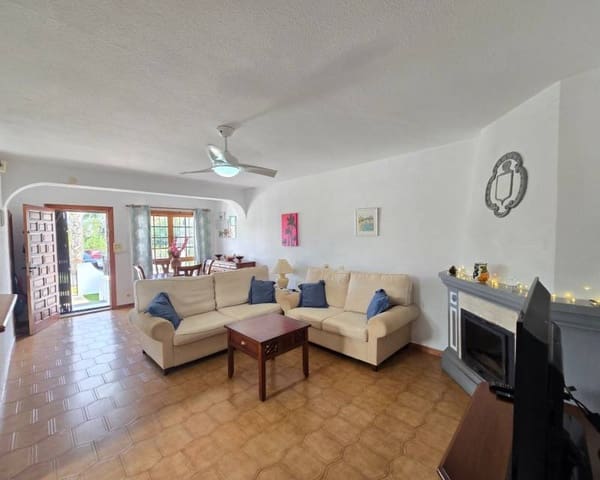 2 quarto Casa em Banda para venda em Villamartin, Orihuela com piscina - 210 000 € (Ref: 10130509)