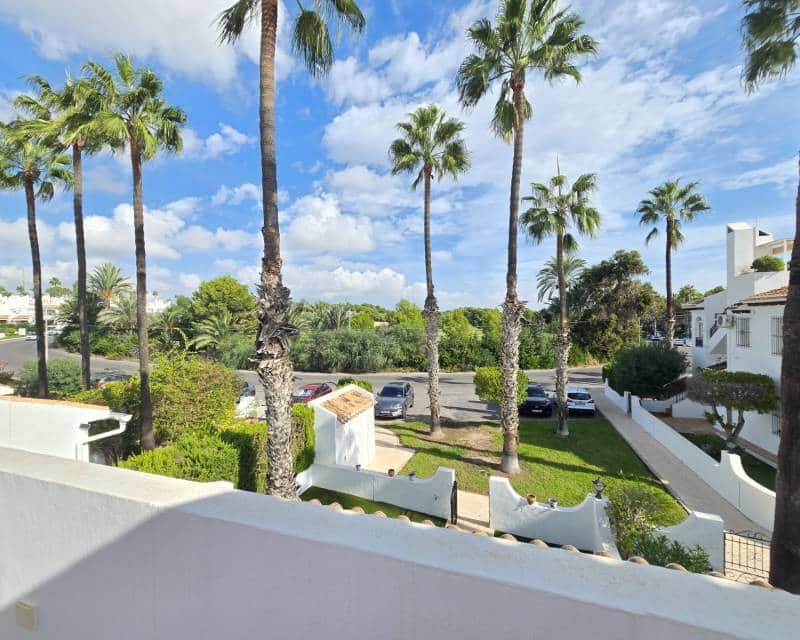 2 quarto Casa em Banda para venda em Villamartin com piscina - 210 000 € (Ref: 10130509)