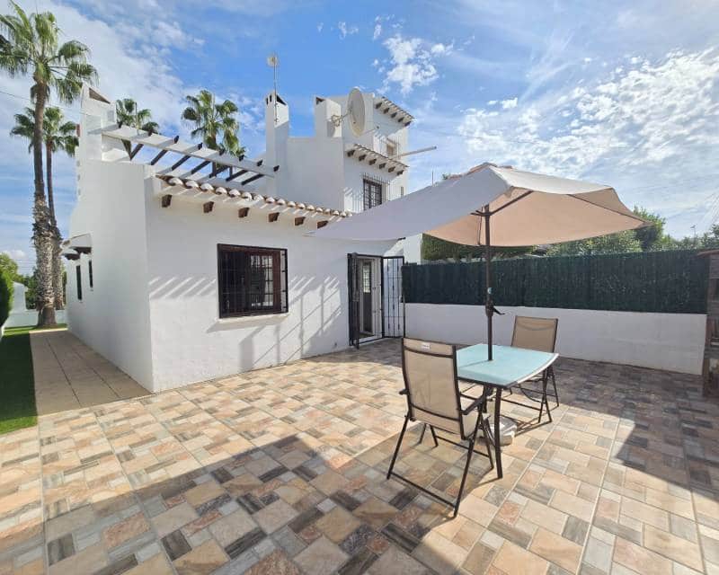 2 quarto Casa em Banda para venda em Villamartin com piscina - 210 000 € (Ref: 10130509)