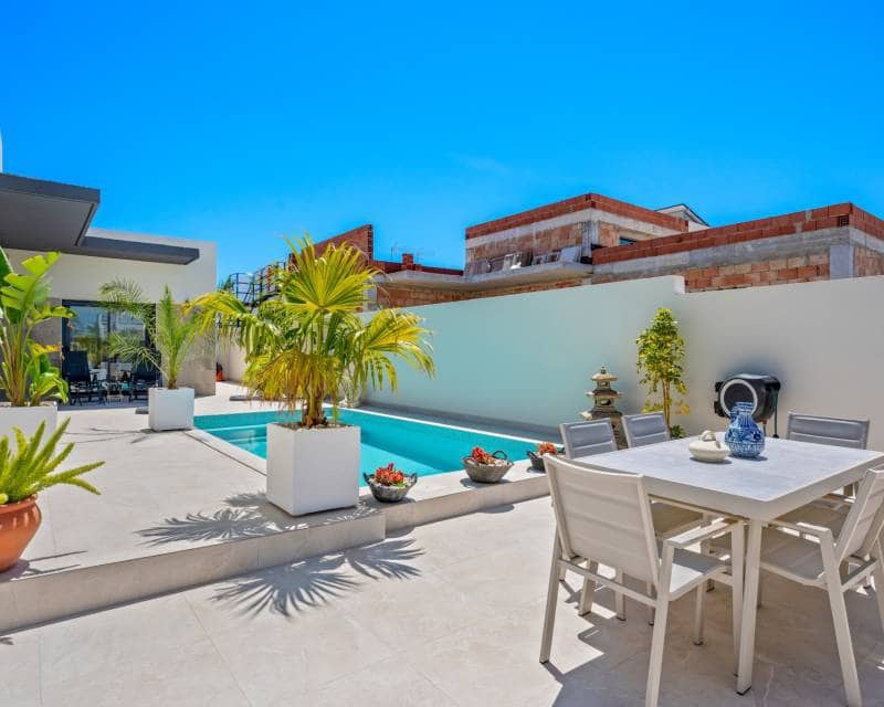 3 soveværelse Villa til salg i Daya Nueva med swimmingpool garage - € 399.900 (Ref: 10134920)