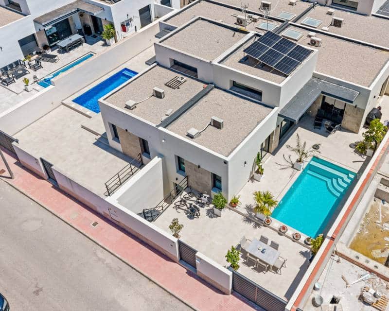 3 soveværelse Villa til salg i Daya Nueva med swimmingpool garage - € 399.900 (Ref: 10134920)