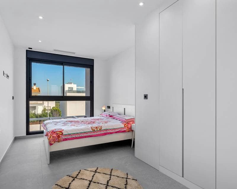 4 quarto Moradia para venda em Rojales com piscina garagem - 369 000 € (Ref: 10134921)