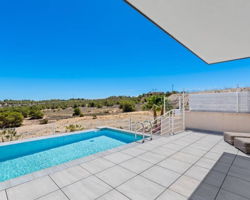 5 soverom Villa til salgs i San Miguel de Salinas med svømmebasseng garasje - € 499 990 (Ref: 10134922)