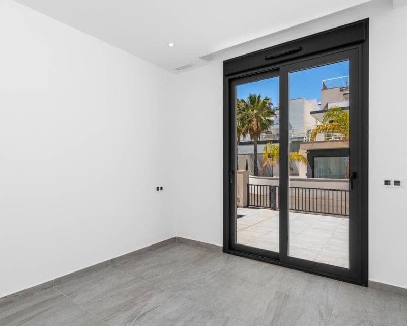 5 soverom Villa til salgs i San Miguel de Salinas med svømmebasseng garasje - € 499 990 (Ref: 10134922)
