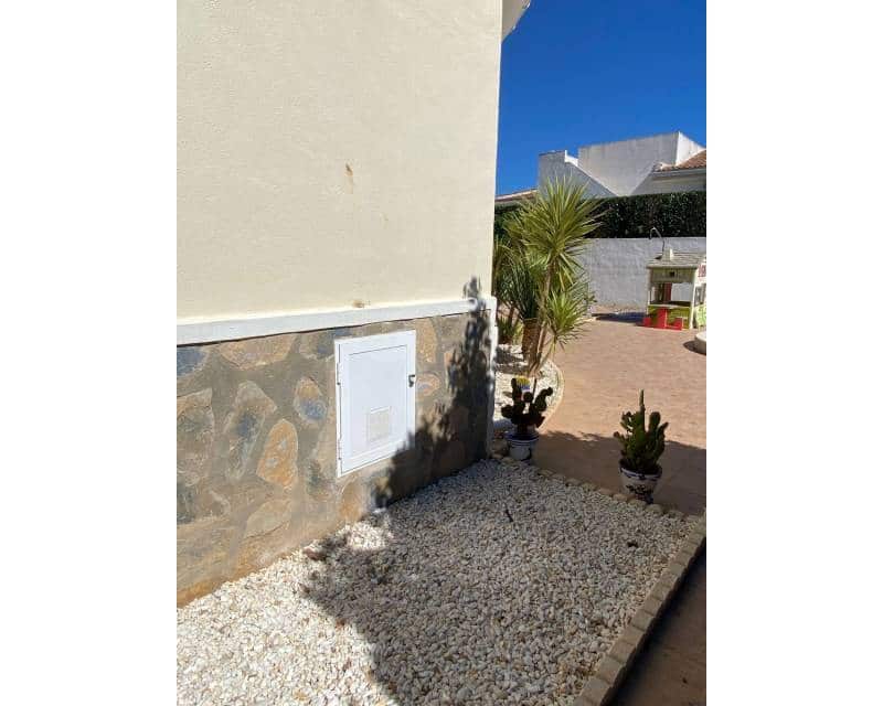 3 bedroom Villa for sale in Ciudad Quesada with pool garage - € 449,900 (Ref: 10135055)