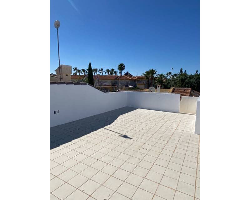 3 bedroom Villa for sale in Ciudad Quesada with pool garage - € 449,900 (Ref: 10135055)