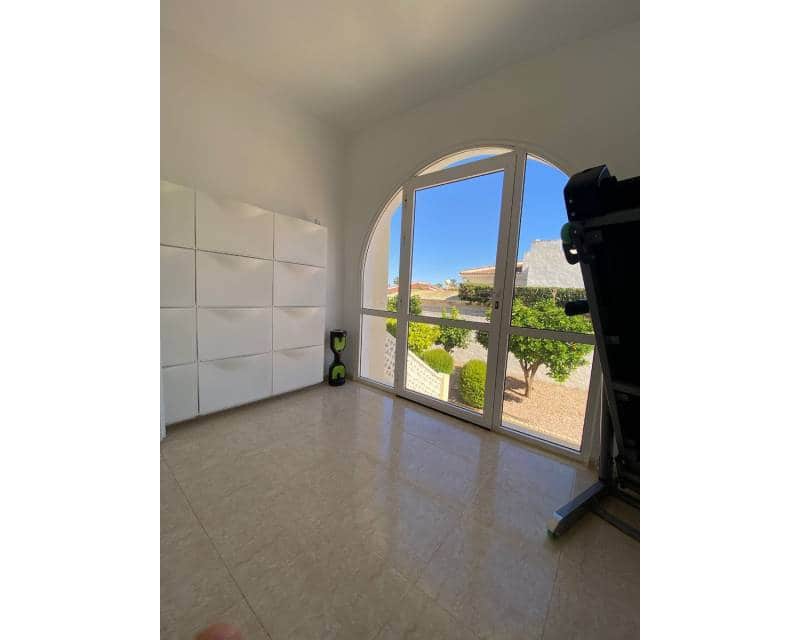 3 bedroom Villa for sale in Ciudad Quesada with pool garage - € 449,900 (Ref: 10135055)