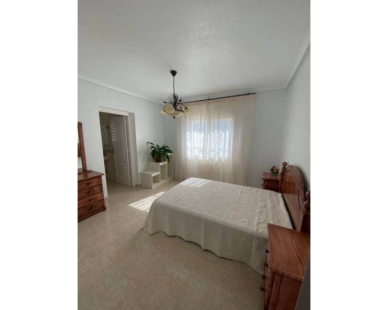 3 bedroom Villa for sale in Ciudad Quesada with pool garage - € 449,900 (Ref: 10135055)
