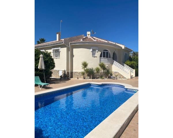 3 bedroom Villa for sale in Ciudad Quesada, Rojales with pool garage - € 449,900 (Ref: 10135055)