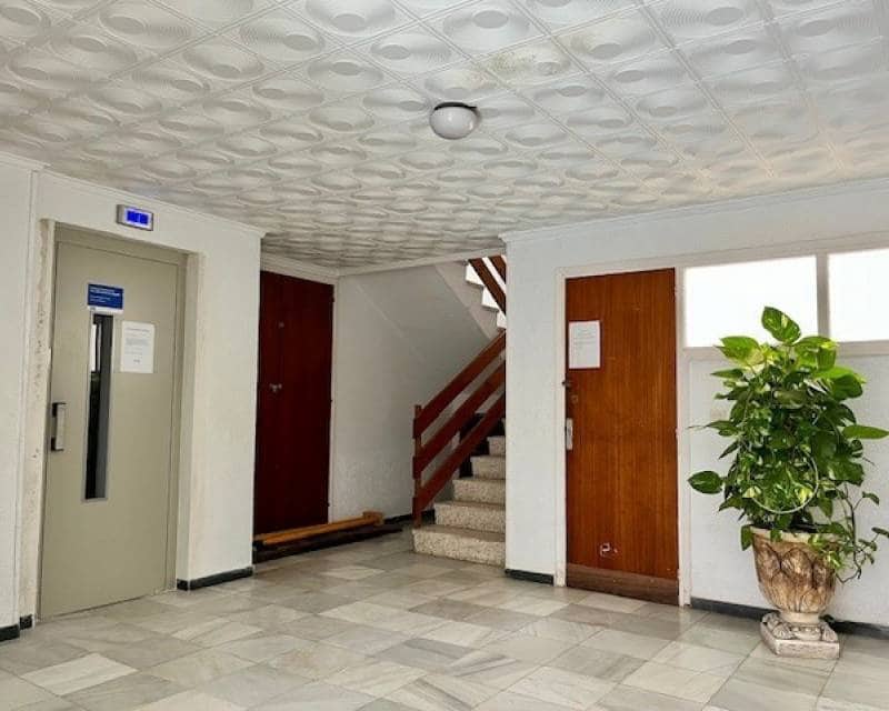 3 bedroom Apartment for sale in Torrevieja with pool - € 229,900 (Ref: 10135166)