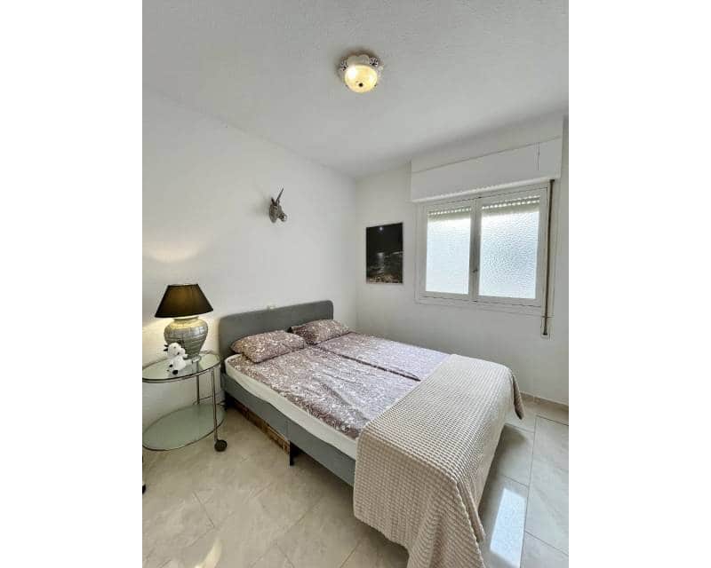 3 bedroom Apartment for sale in Torrevieja with pool - € 229,900 (Ref: 10135166)