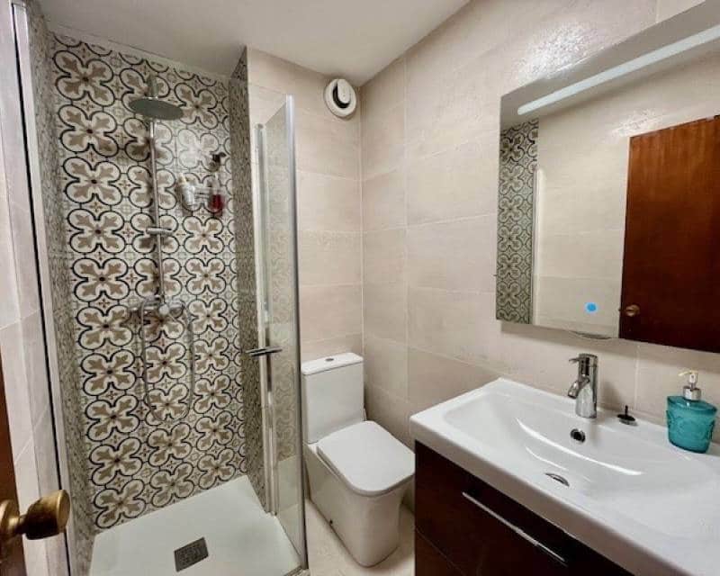 3 bedroom Apartment for sale in Torrevieja with pool - € 229,900 (Ref: 10135166)