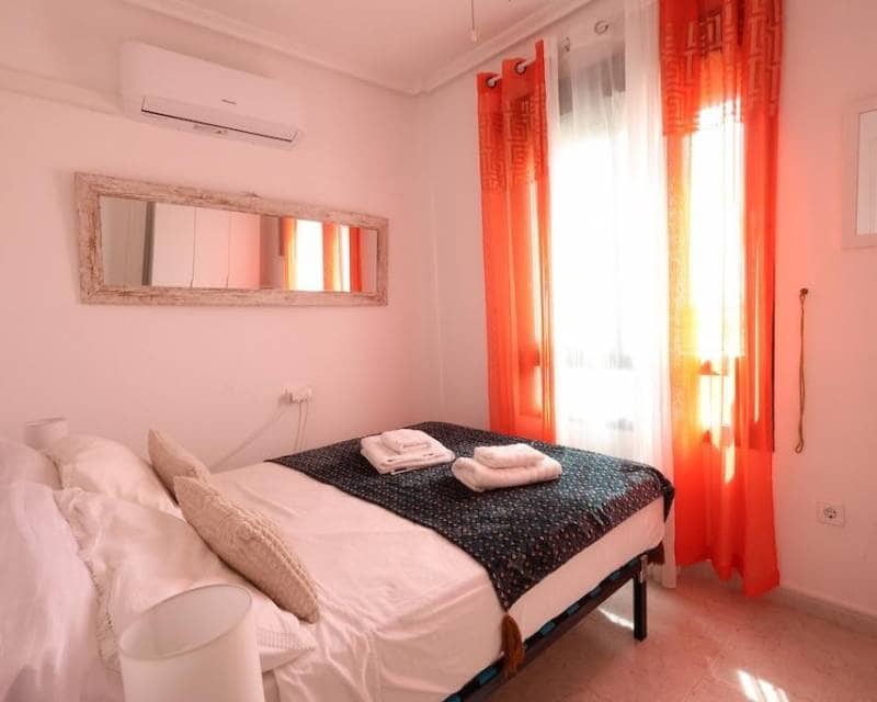 2 chambre Appartement à vendre à Orihuela Costa avec piscine - 199 000 € (Ref: 10136336)