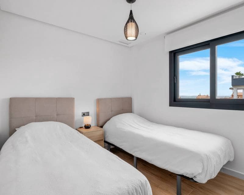 2 slaapkamer Appartement te koop in Orihuela met zwembad garage - € 249.500 (Ref: 10136346)
