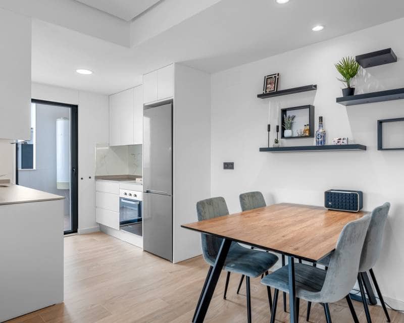 2 slaapkamer Appartement te koop in Orihuela met zwembad garage - € 249.500 (Ref: 10136346)