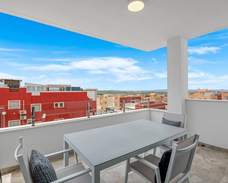 2 slaapkamer Appartement te koop in Orihuela met zwembad garage - € 249.500 (Ref: 10136346)