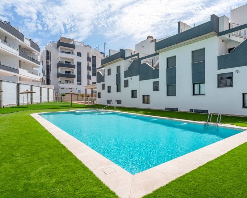 2 slaapkamer Appartement te koop in Orihuela met zwembad garage - € 249.500 (Ref: 10136346)