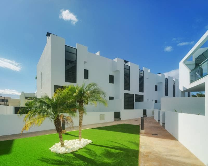 2 soverom Leilighet til salgs i Mil Palmeras med svømmebasseng - € 265 000 (Ref: 10136350)