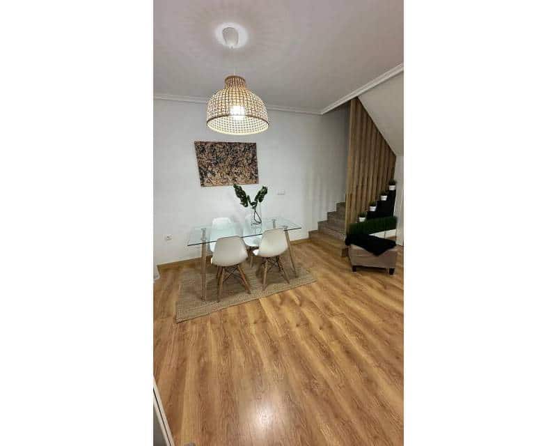 3 sovrum Lägenhet till salu i Orihuela Costa med pool - 264 900 € (Ref: 10138875)