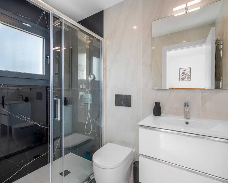3 soverom Villa til salgs i Orihuela Costa med svømmebasseng garasje - € 469 000 (Ref: 10144967)