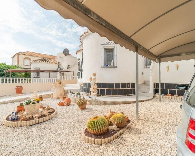 2 soveværelse Villa til salg i La Florida med garage - € 220.000 (Ref: 10153844)