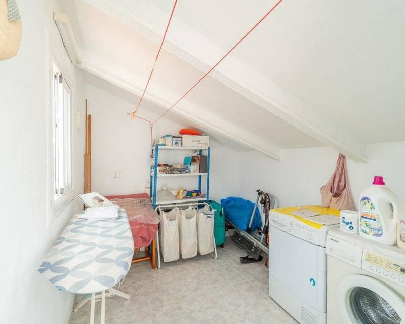 2 soveværelse Villa til salg i La Florida med garage - € 220.000 (Ref: 10153844)