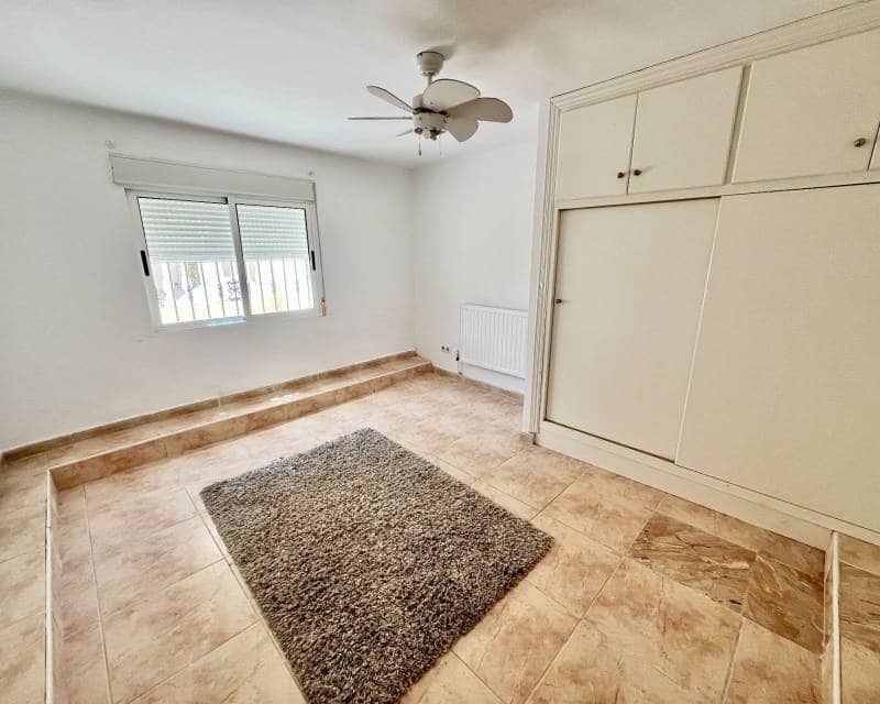 4 slaapkamer Villa te koop in Orihuela Costa met zwembad garage - € 645.000 (Ref: 10153846)