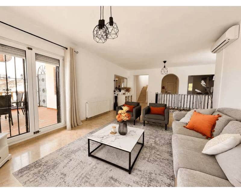4 slaapkamer Villa te koop in Orihuela Costa met zwembad garage - € 645.000 (Ref: 10153846)