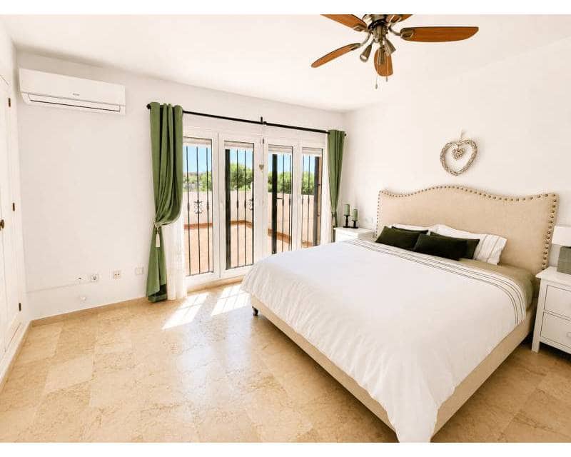 4 slaapkamer Villa te koop in Orihuela Costa met zwembad garage - € 645.000 (Ref: 10153846)