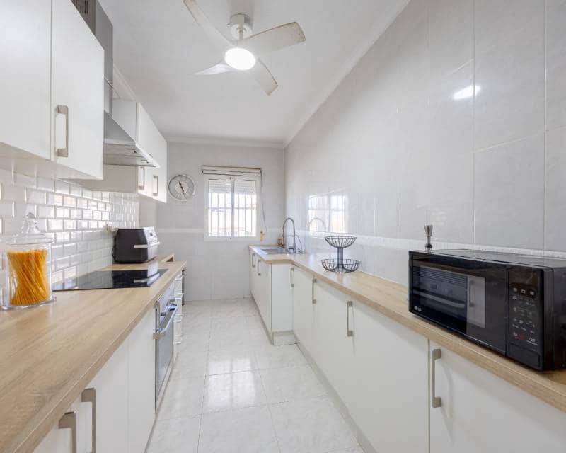 4 slaapkamer Villa te koop in Benimar met zwembad garage - € 379.950 (Ref: 10154353)