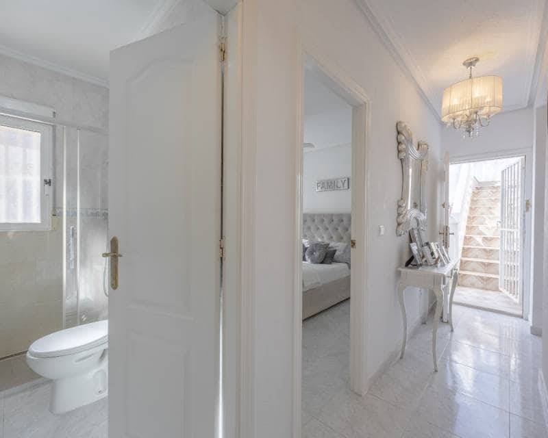 4 slaapkamer Villa te koop in Benimar met zwembad garage - € 379.950 (Ref: 10154353)