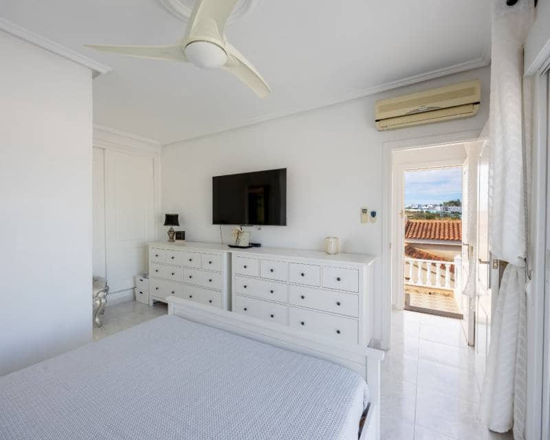 4 slaapkamer Villa te koop in Benimar met zwembad garage - € 379.950 (Ref: 10154353)