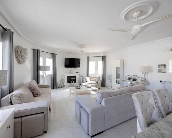 4 slaapkamer Villa te koop in Benimar, Benijófar met zwembad garage - € 379.950 (Ref: 10154353)