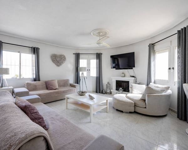 4 slaapkamer Villa te koop in Benimar, Benijófar met zwembad garage - € 379.950 (Ref: 10154353)