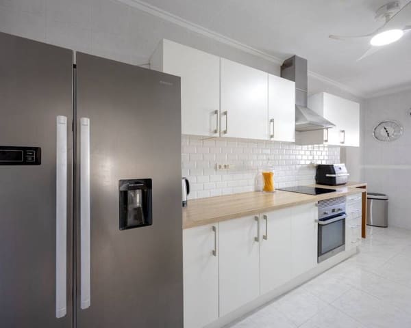4 slaapkamer Villa te koop in Benimar, Benijófar met zwembad garage - € 379.950 (Ref: 10154353)