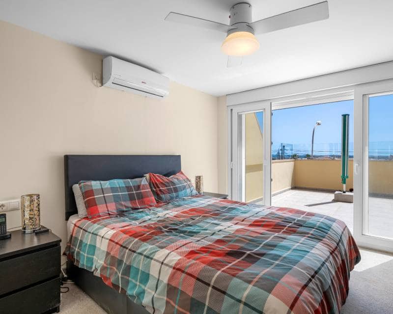 5 Zimmer Villa zu verkaufen in Ciudad Quesada mit Pool Garage - 549.000 € (Ref: 10154354)
